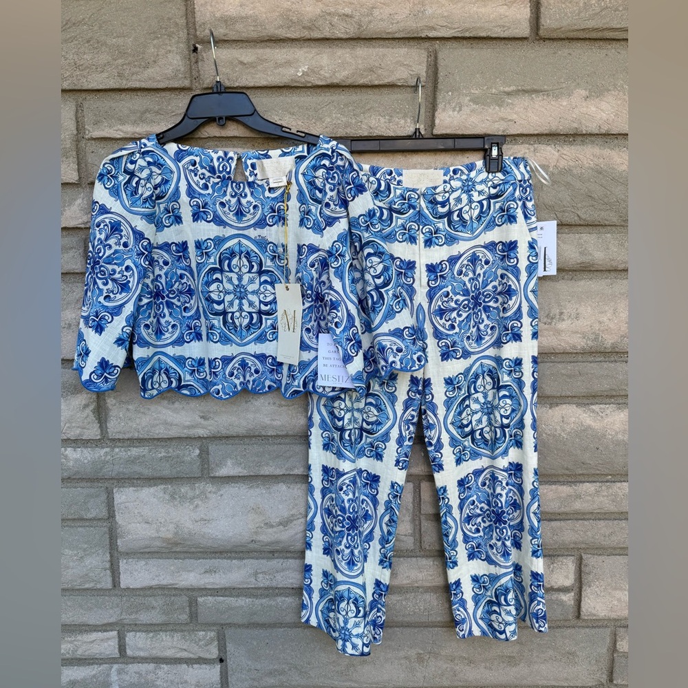 Mestiza New York Two Piece Crop Pant Set Sizes 8 And Large $500 New M/L